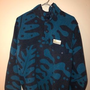 Limited edition Men’s button up patagonia Size S